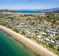 Aqua Beachfront - Pubs and Clubs