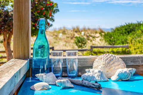 Aqua Beachfront! - Pubs and Clubs 11