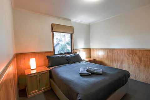 Cradle Mountain Wilderness Village - Pubs and Clubs 24