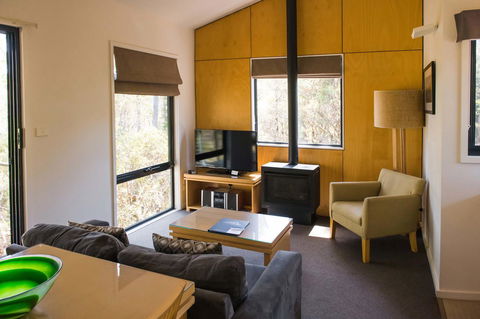 Cradle Mountain Wilderness Village - Pubs and Clubs 21