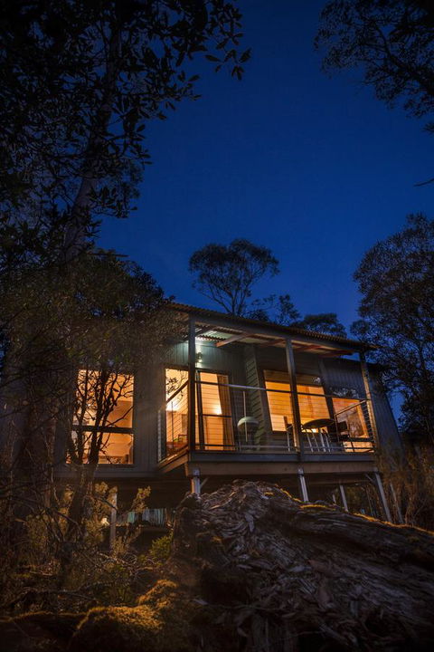 Cradle Mountain Wilderness Village - Pubs and Clubs 38