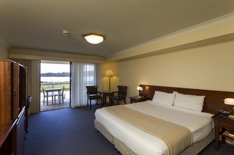 Panorama Hotel St Helens - Go Out 21