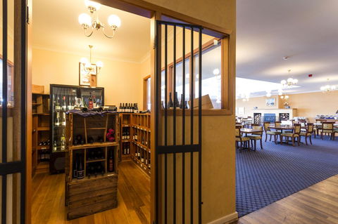 Panorama Hotel St Helens - Go Out 18