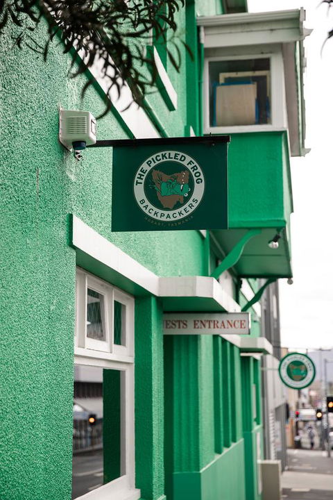 The Pickled Frog - Pubs and Clubs 15