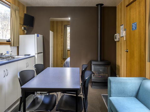 Discovery Parks - Cradle Mountain - Pubs and Clubs 14