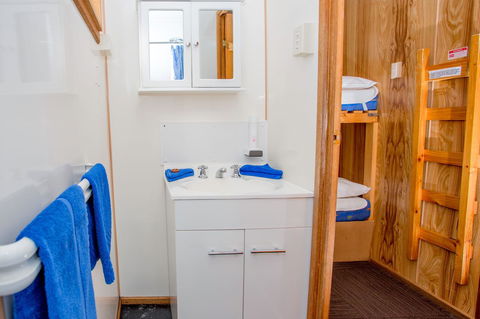 Discovery Parks - Cradle Mountain - Pubs and Clubs 37
