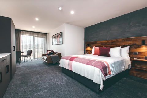 Maylands Lodge - Pubs and Clubs 37