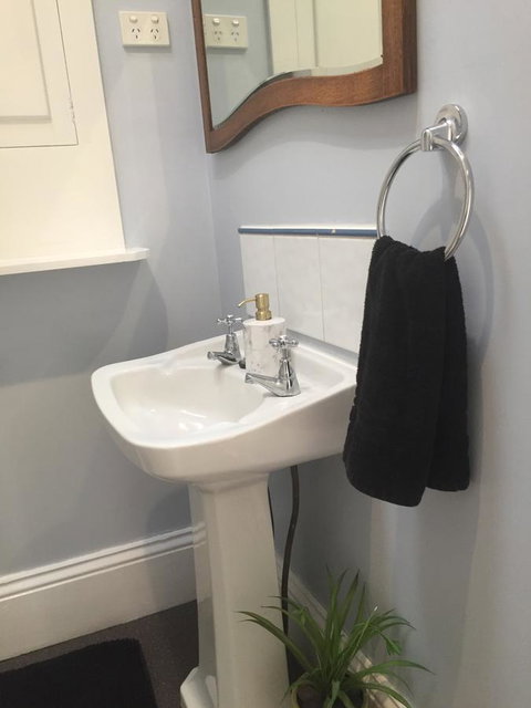 Elizaâ€™s Lovely Home - Go Out 6