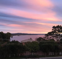 GRANITE BEACH HOUSE  Bay of Fires - Go Out
