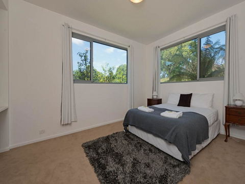 Cloudy Bay Lagoon Estate - Go Out 13