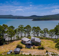 Cloudy Bay Lagoon Estate - Pubs and Clubs