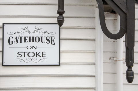 Gatehouse On Stoke - Pubs and Clubs 19
