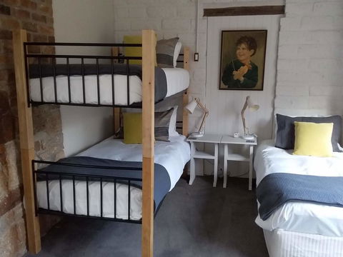 MaraPonds - Pubs and Clubs 2