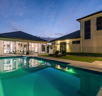 The Wellington Bed and Breakfast - Pubs and Clubs