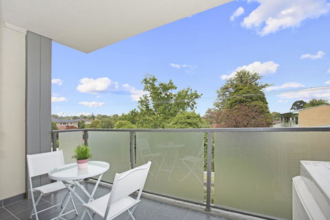 Astra Apartments Glen Waverley @Springvale RD - Pubs and Clubs 21