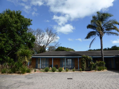 The Balnarring Motel - Pubs and Clubs 11