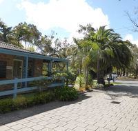 The Balnarring Motel - Pubs and Clubs