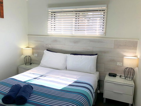 Apollo Bay Waterfront Motor Inn - Pubs and Clubs 22