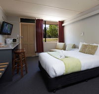 Bridgewater Motel - Pubs and Clubs