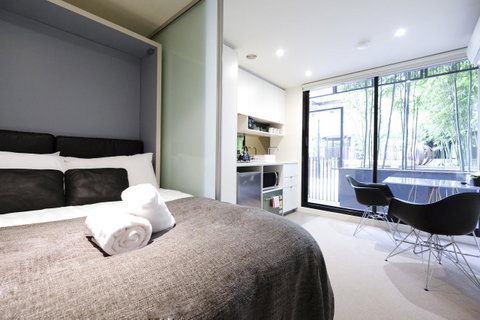 Mono Apartments On Franklin Street - Go Out 25