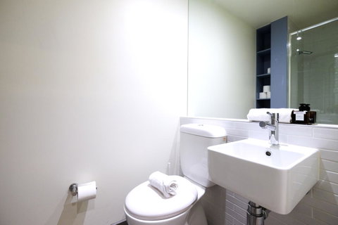 Mono Apartments On Franklin Street - Go Out 23