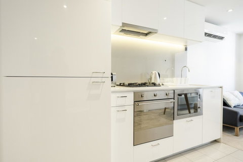 Mono Apartments On Franklin Street - Go Out 13