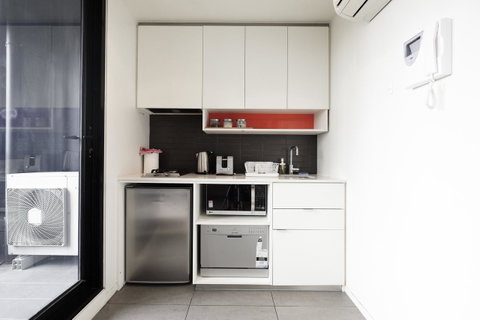 Mono Apartments On Franklin Street - Go Out 7