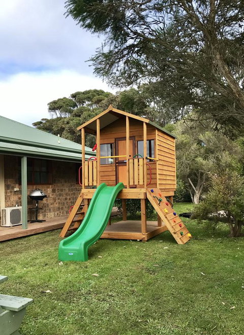 Apollo Bay Cottages - Go Out 5
