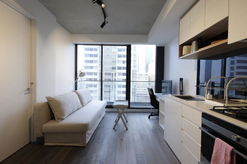 Mono Apartments On La Trobe Street - Go Out 20