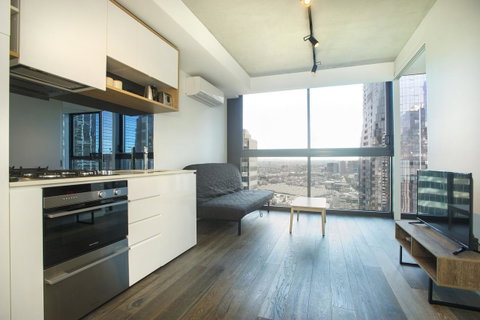 Mono Apartments On La Trobe Street - Go Out 12