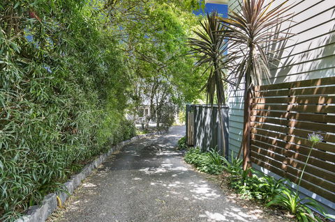 Bilinga Cottages - Pubs and Clubs 15