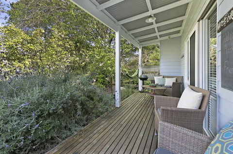 Bilinga Cottages - Pubs and Clubs 2