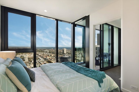 Experience Platinum Hotel Apartments - Go Out 23