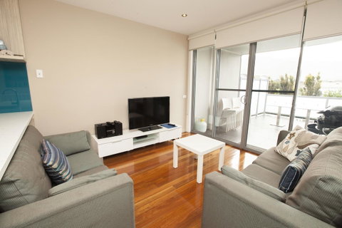 7 Falls Apartments - Pubs and Clubs 12