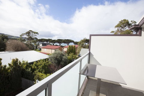 7 Falls Apartments - Pubs and Clubs 6