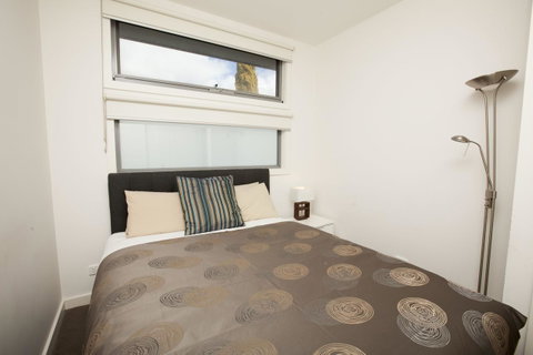 7 Falls Apartments - Pubs and Clubs 27