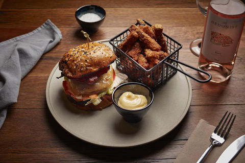 Brady Hotels Jones Lane - Pubs and Clubs 22