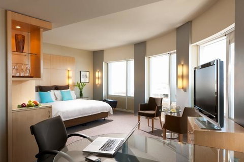 PARKROYAL Melbourne Airport - Pubs and Clubs 39