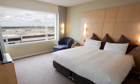 PARKROYAL Melbourne Airport - Pubs and Clubs 14