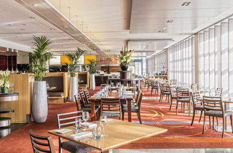 PARKROYAL Melbourne Airport - Pubs and Clubs 23