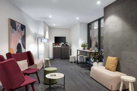 Quest St Kilda Road - Go Out 7