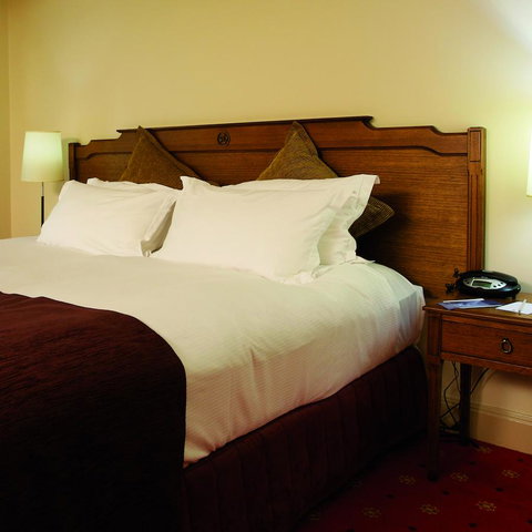 Grand Hotel Melbourne - Go Out 25