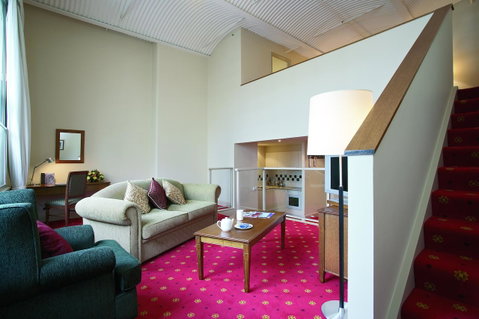 Grand Hotel Melbourne - Go Out 15