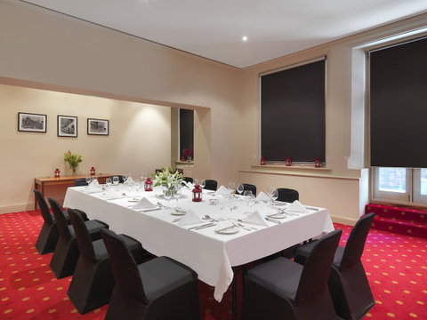 Grand Hotel Melbourne - Go Out 33