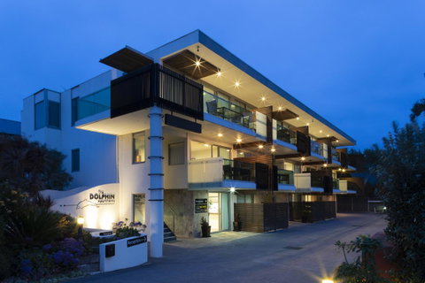 The Dolphin Apartments - Pubs and Clubs 0