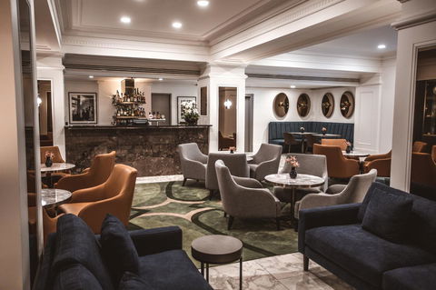 The Savoy Hotel On Little Collins Melbourne - Pubs and Clubs 5