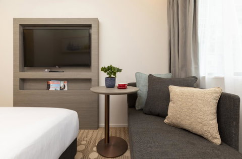 Ibis Melbourne Central - Go Out 42