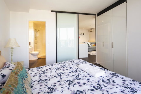 UrbanSuite Melbourne Cozy Apartment å°”æœ¬ åŸŽå¸‚ç²¾é€‰é…’åº—ä½å®¿ - Go Out 29