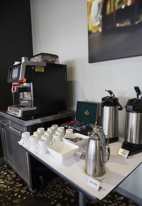Holiday Inn Melbourne Airport, An IHG Hotel - Go Out 26