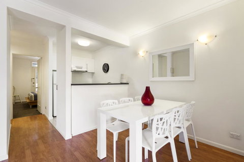 Melbourne Luxury Paradise - Go Out 6